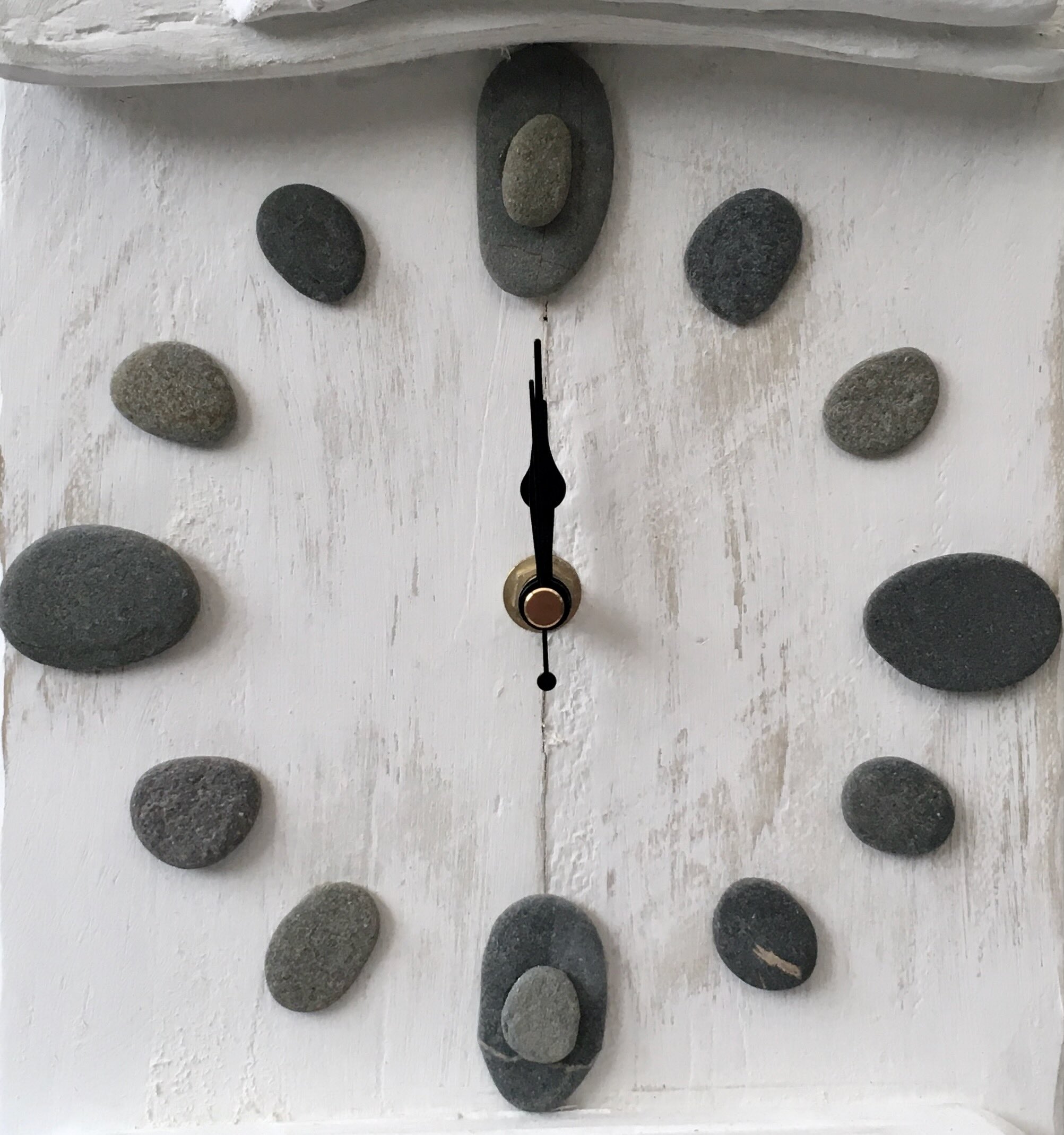 Small Pebble Clock 1b